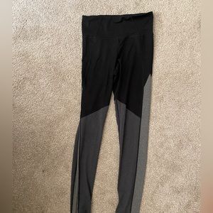 Black and Gray 3 tone leggings!